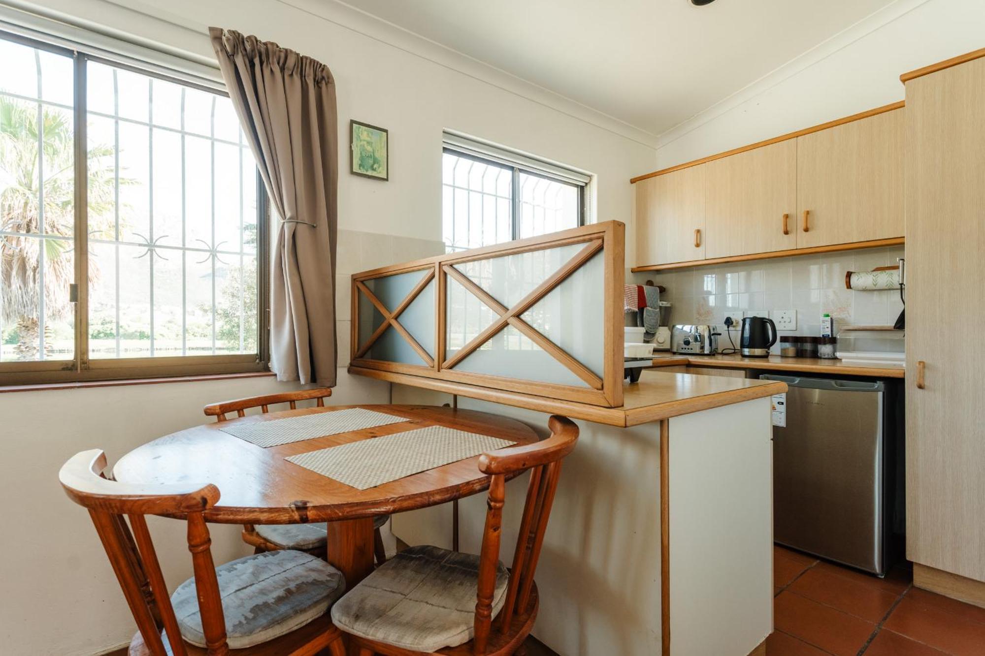 Vlei Cove Guesthouse Κέιπ Τάουν Εξωτερικό φωτογραφία